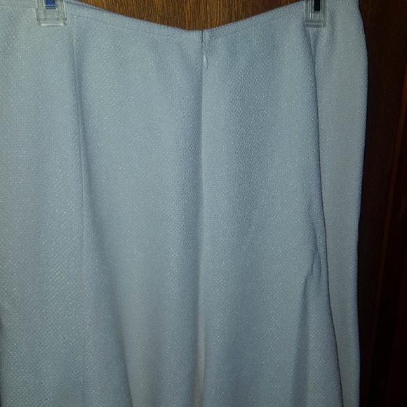 PETITE NIPON BOUTIQUE SUIT - Picture 7 of 8